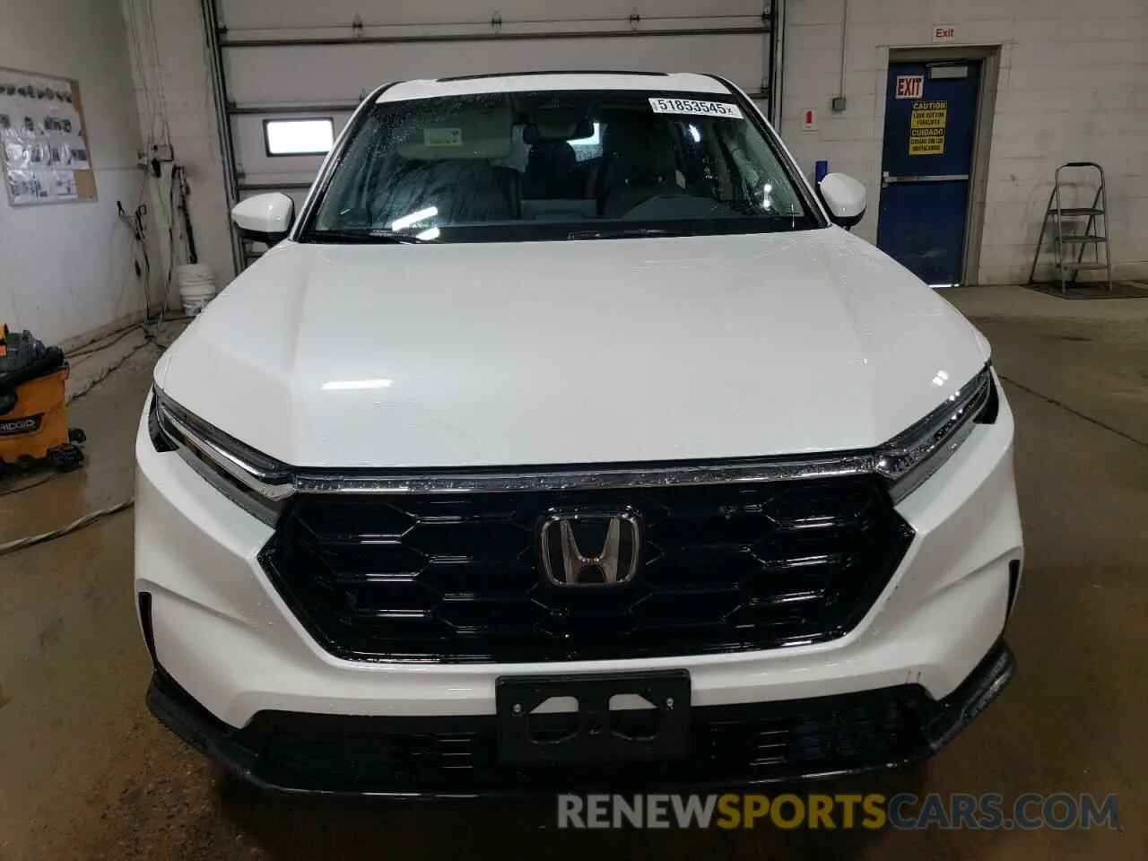 5 Photograph of a damaged car 7FARS4H46RE004833 HONDA CRV 2024