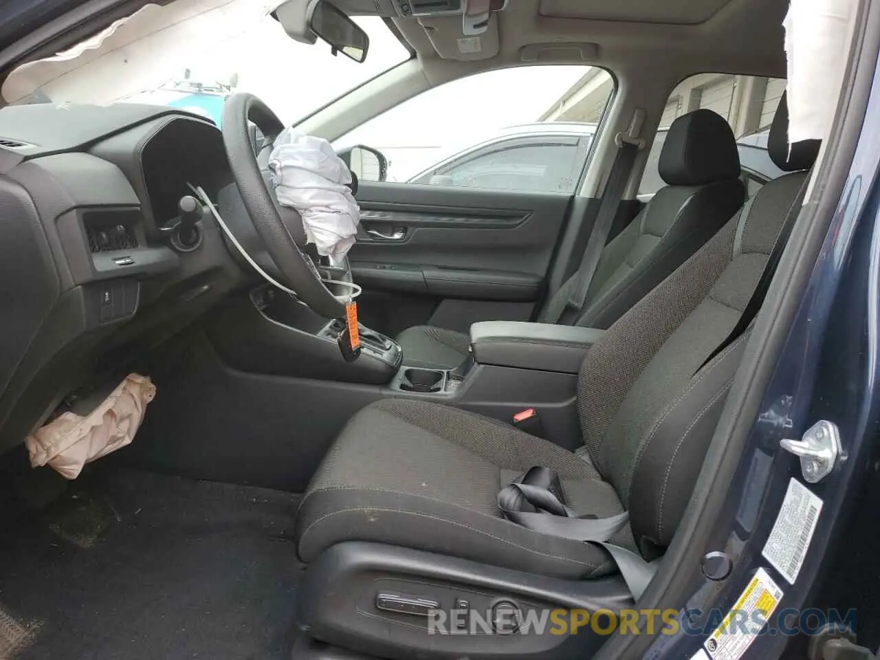 7 Photograph of a damaged car 7FARS4H47RE022094 HONDA CRV 2024