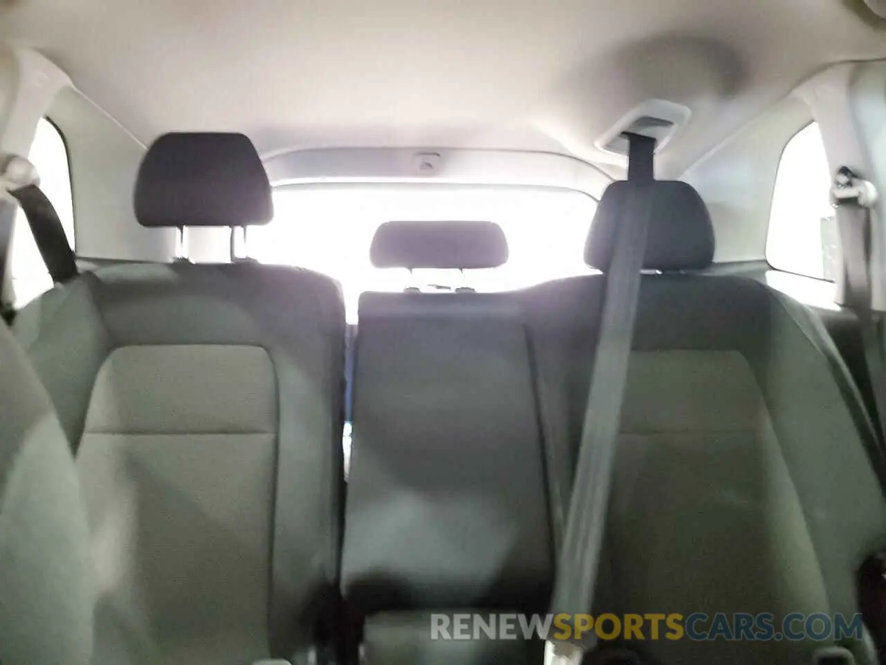 10 Photograph of a damaged car 7FARS4H49RE016748 HONDA CRV 2024