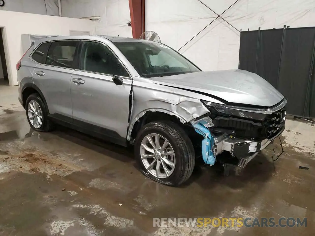 4 Photograph of a damaged car 7FARS4H49RE016748 HONDA CRV 2024