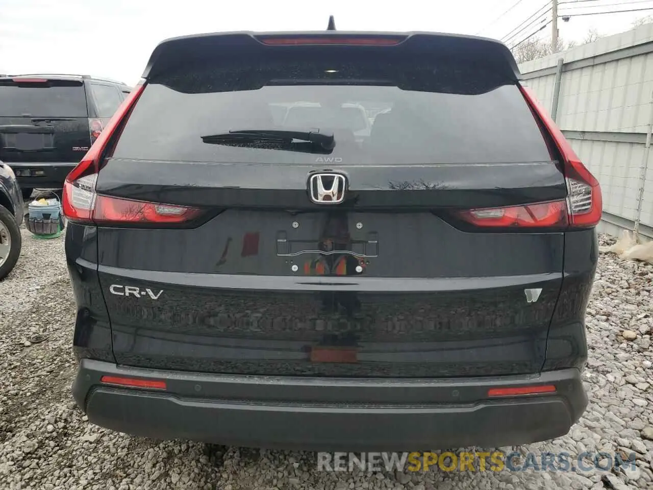 6 Photograph of a damaged car 7FARS4H72RE016696 HONDA CRV 2024