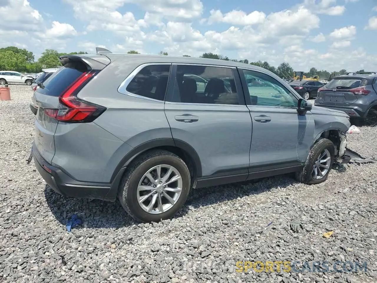 3 Photograph of a damaged car 7FARS4H79RE000463 HONDA CRV 2024