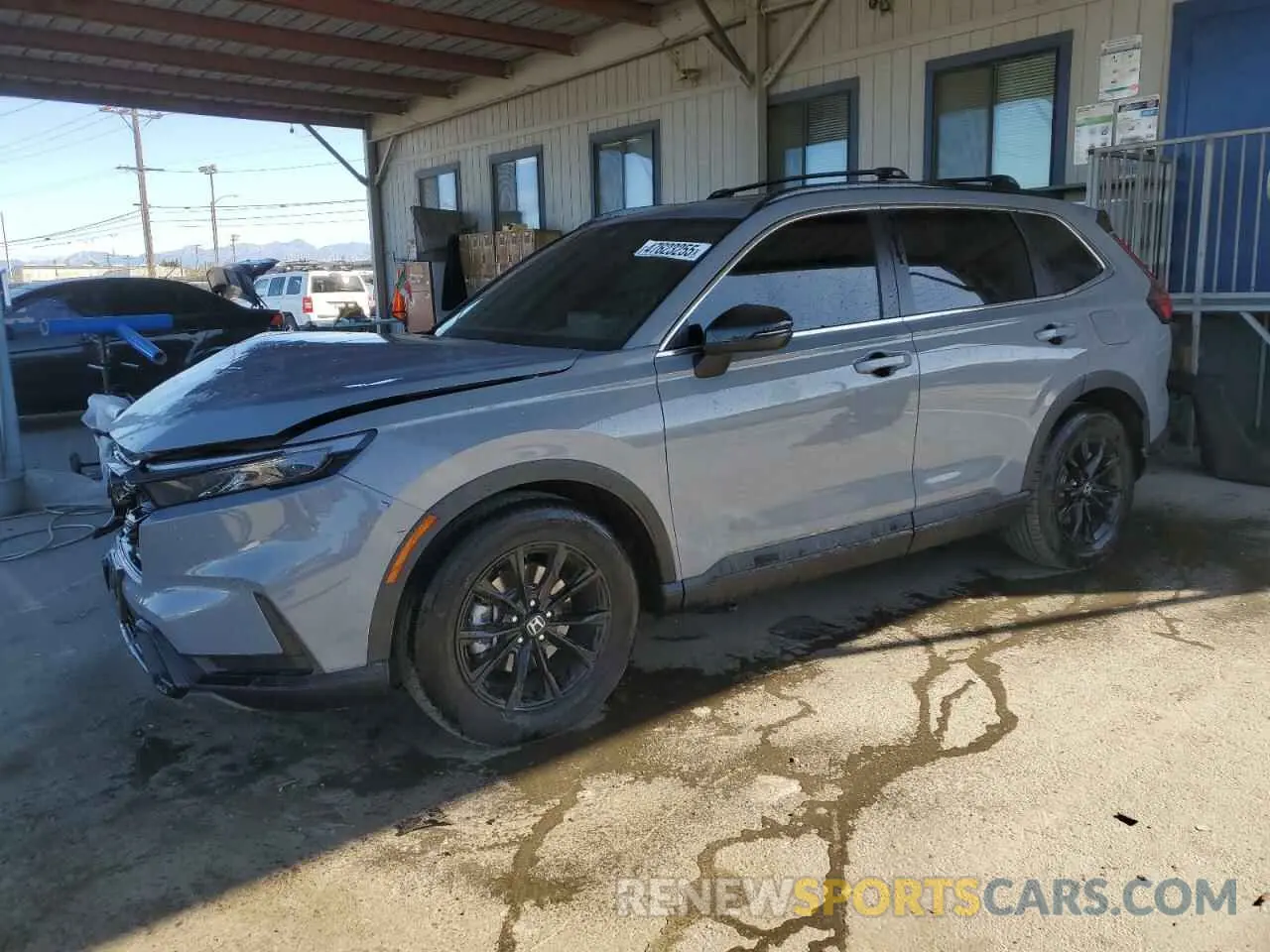 1 Photograph of a damaged car 7FARS5H50RE007242 HONDA CRV 2024