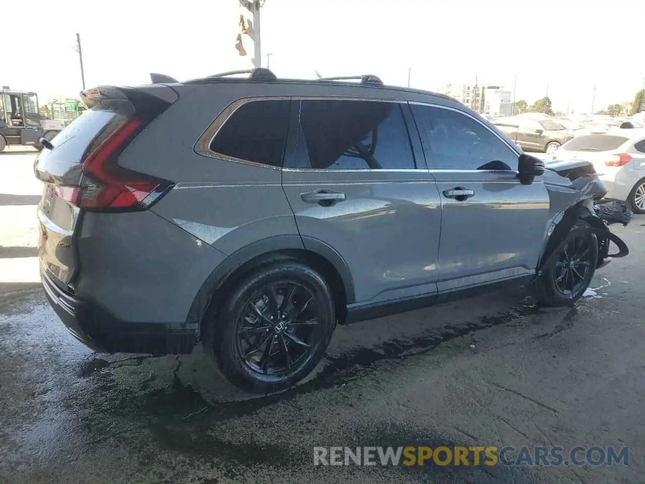3 Photograph of a damaged car 7FARS5H50RE007242 HONDA CRV 2024