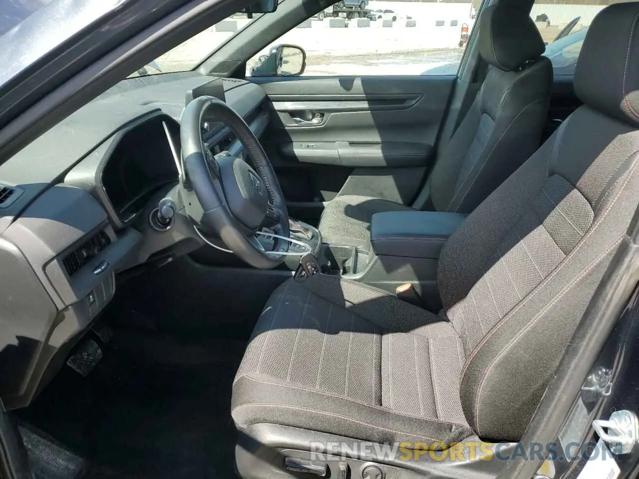 7 Photograph of a damaged car 7FARS5H55RE033044 HONDA CRV 2024