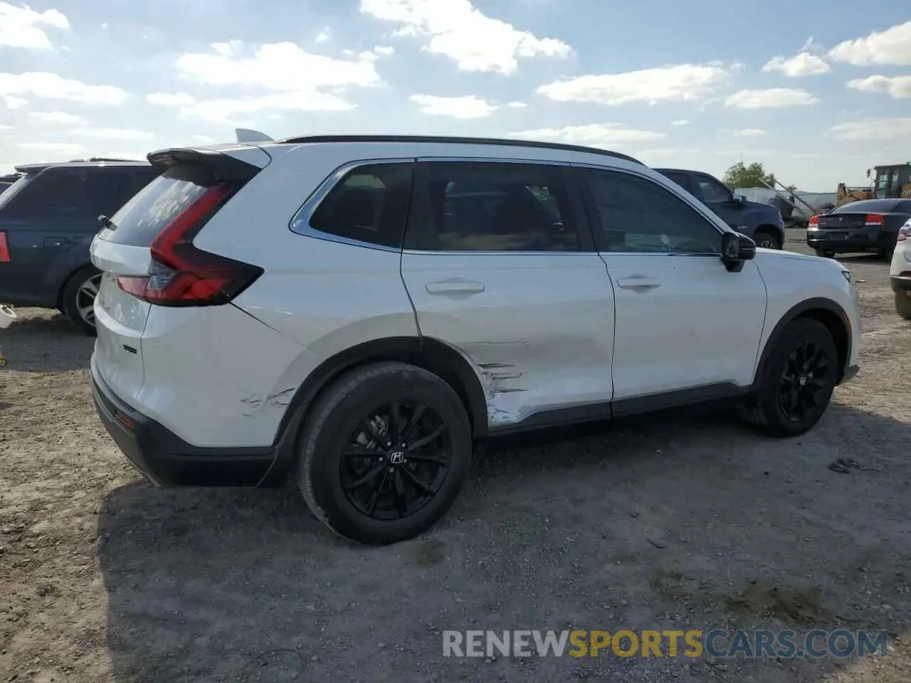 3 Photograph of a damaged car 7FARS5H56RE003017 HONDA CRV 2024