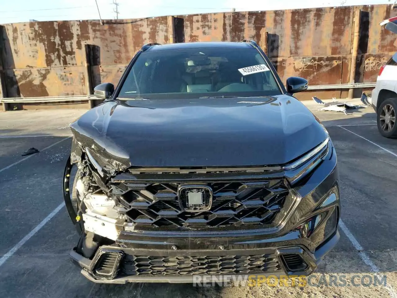5 Photograph of a damaged car 7FARS5H56RE009318 HONDA CRV 2024