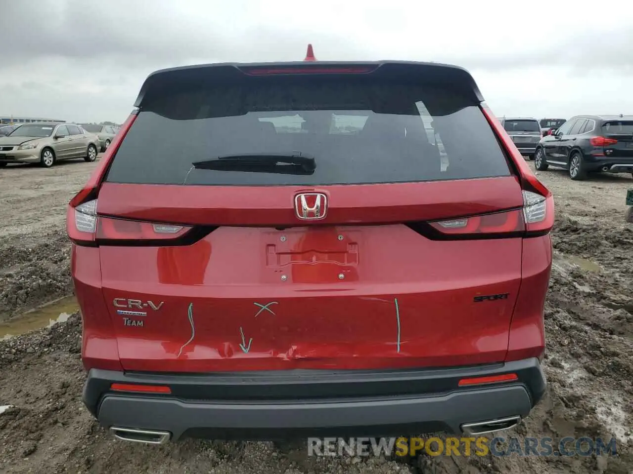 6 Photograph of a damaged car 7FARS5H57RE008050 HONDA CRV 2024