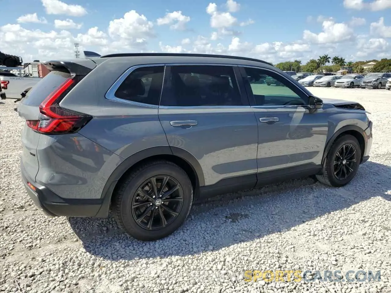 3 Photograph of a damaged car 7FARS5H5XRE002632 HONDA CRV 2024