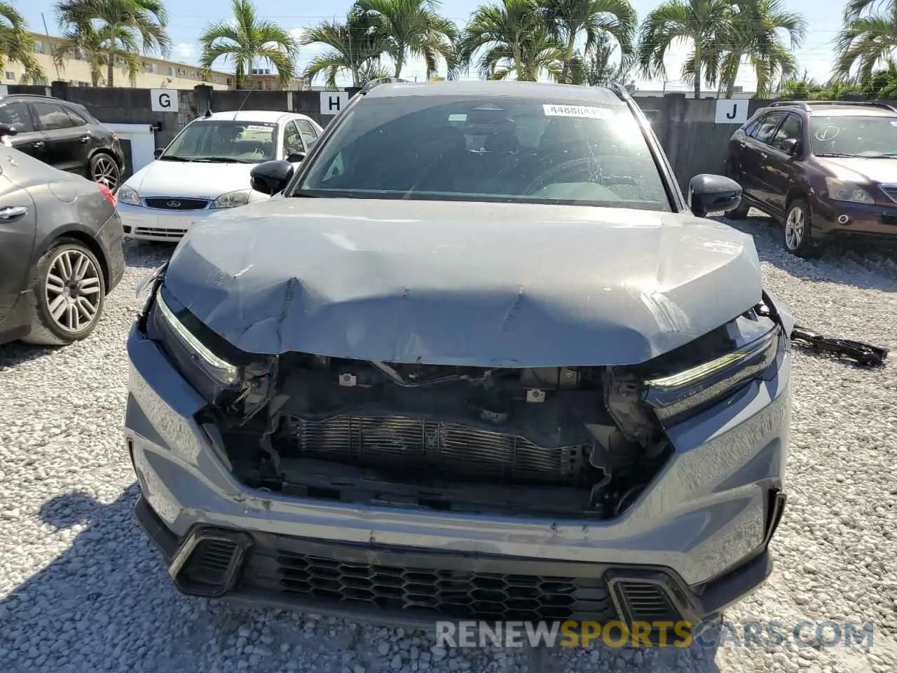 5 Photograph of a damaged car 7FARS5H5XRE002632 HONDA CRV 2024