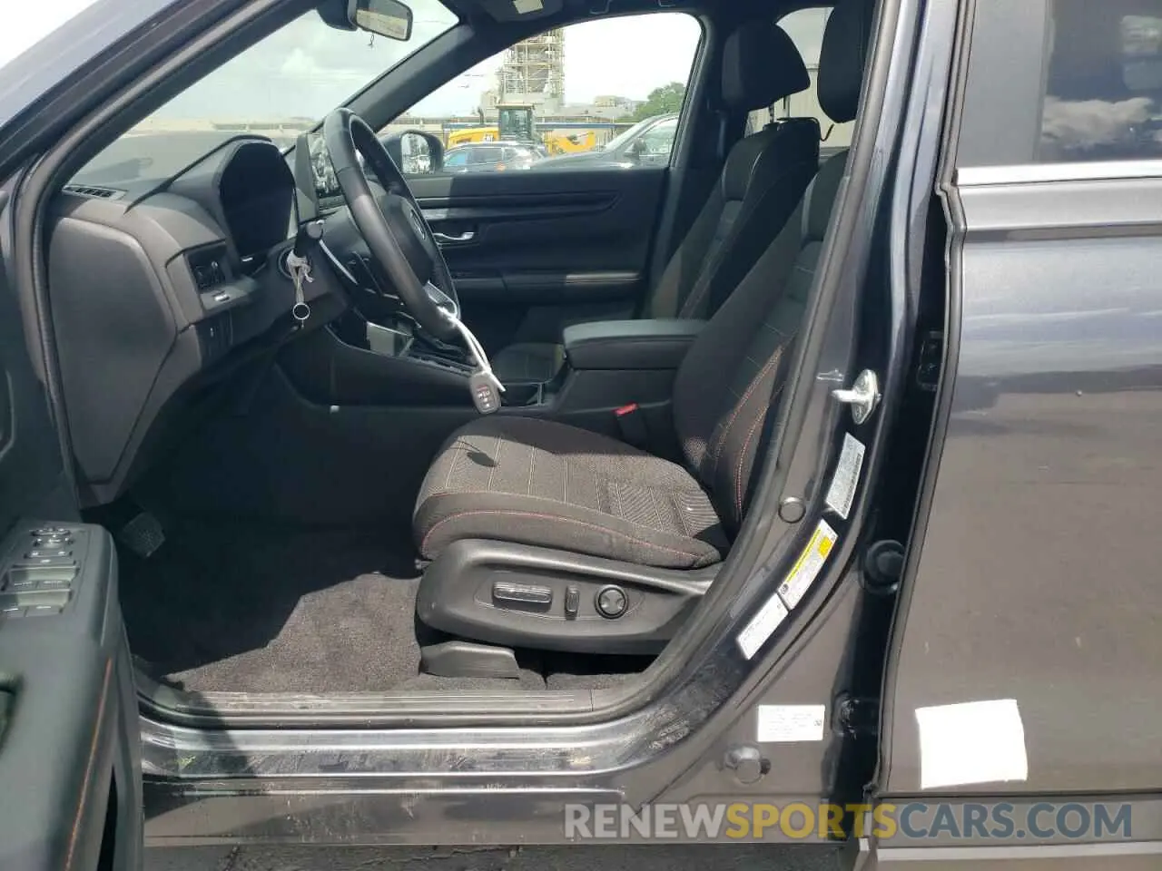 7 Photograph of a damaged car 7FARS5H5XRE014263 HONDA CRV 2024