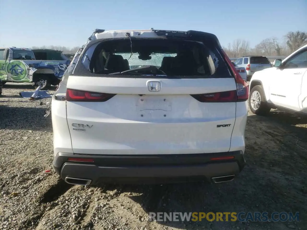 6 Photograph of a damaged car 7FARS5H85RE009398 HONDA CRV 2024