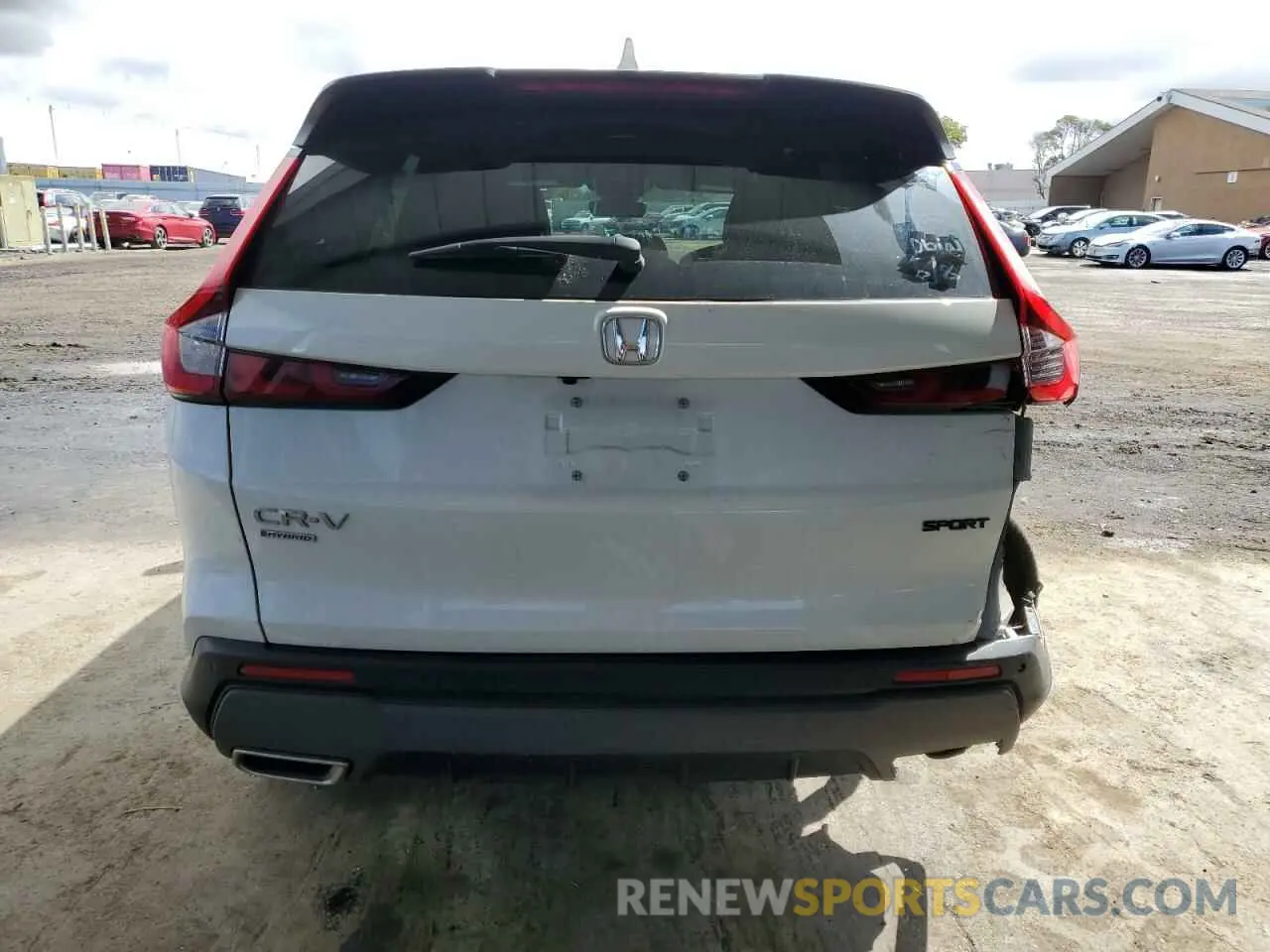6 Photograph of a damaged car 7FARS5H87RE001058 HONDA CRV 2024