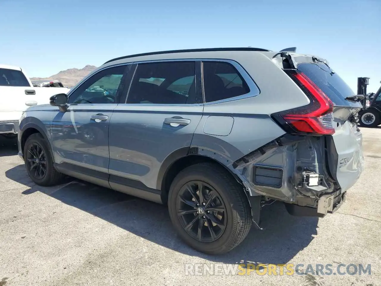 2 Photograph of a damaged car 7FARS6H50RE077491 HONDA CRV 2024