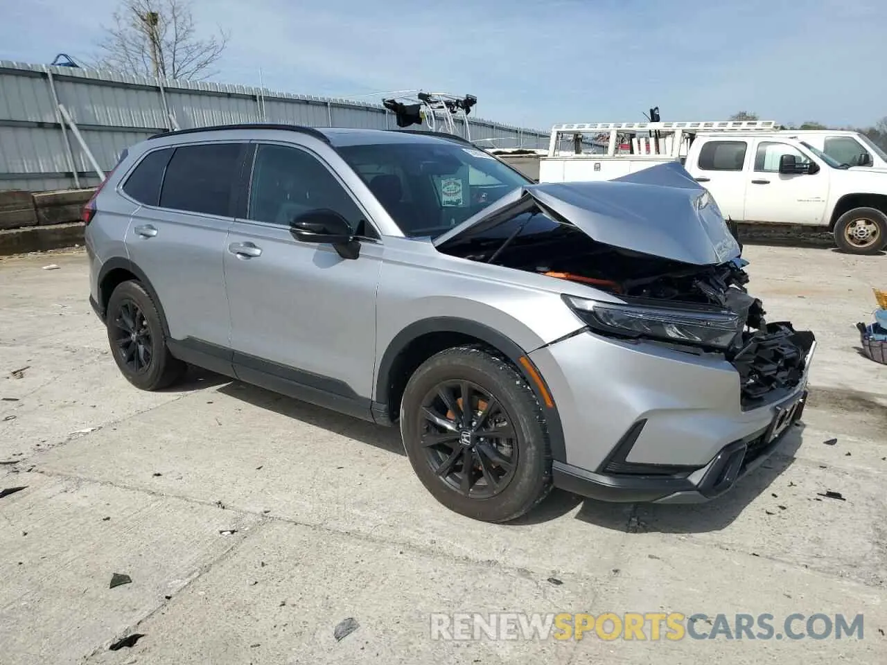 4 Photograph of a damaged car 7FARS6H53RE061432 HONDA CRV 2024