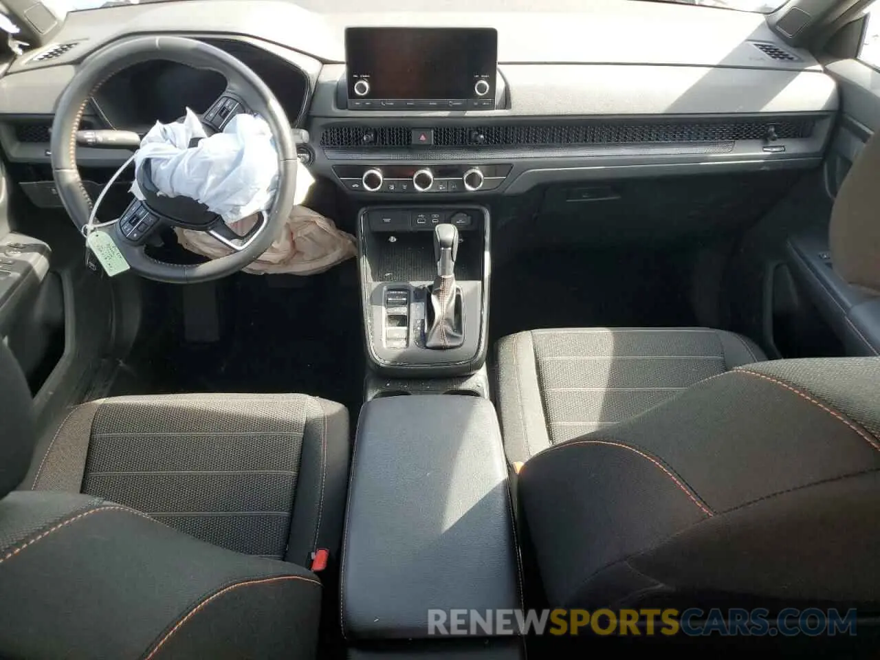 8 Photograph of a damaged car 7FARS6H53RE061432 HONDA CRV 2024