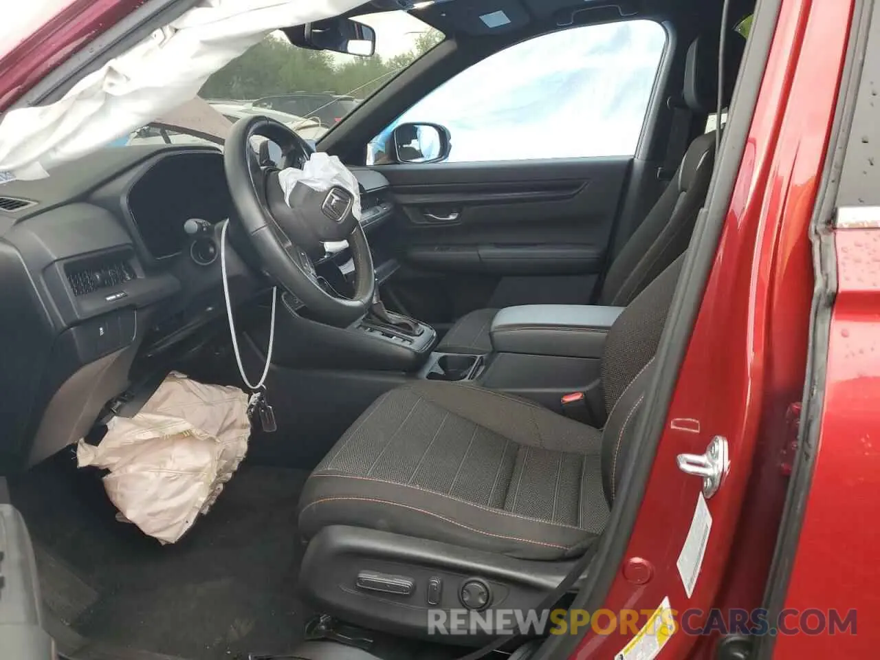 7 Photograph of a damaged car 7FARS6H56RE068522 HONDA CRV 2024