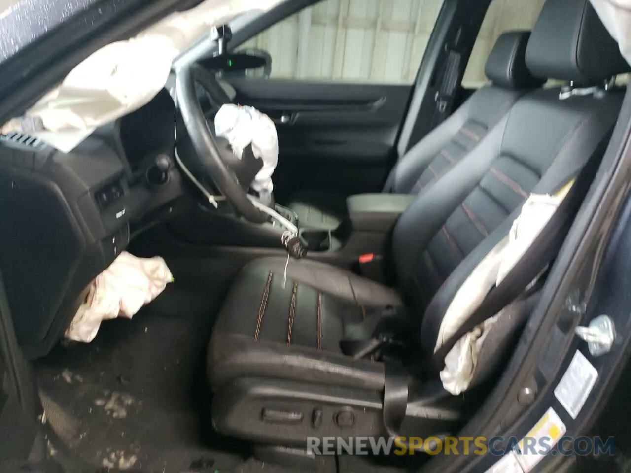7 Photograph of a damaged car 7FARS6H81RE018167 HONDA CRV 2024