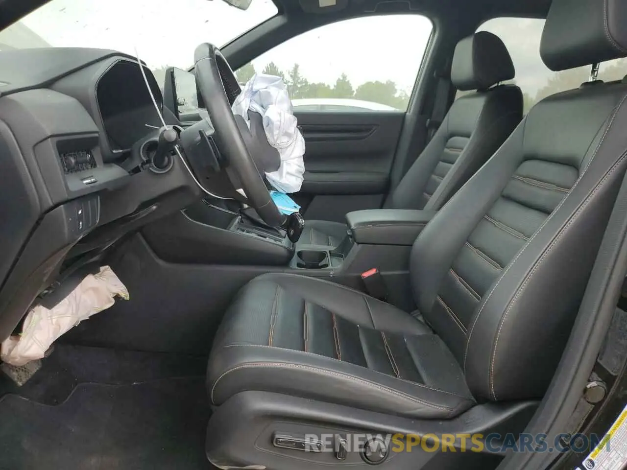 7 Photograph of a damaged car 7FARS6H86RE016222 HONDA CRV 2024