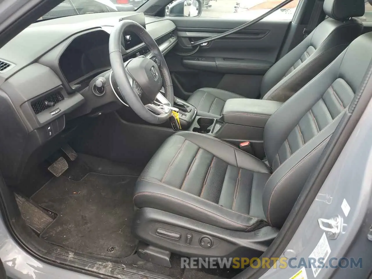 7 Photograph of a damaged car 7FARS6H87RE056096 HONDA CRV 2024