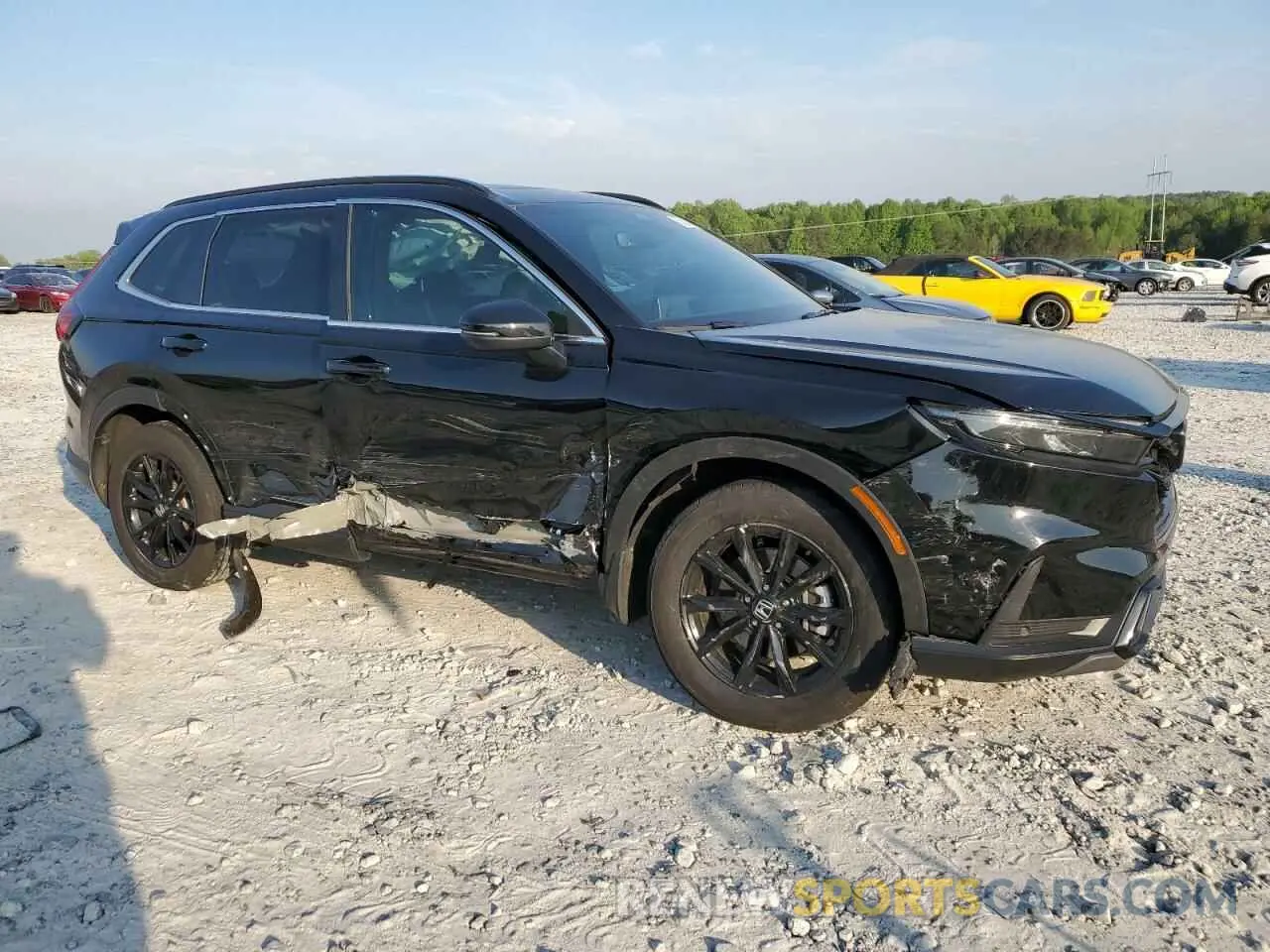 4 Photograph of a damaged car 7FARS6H88RE052249 HONDA CRV 2024
