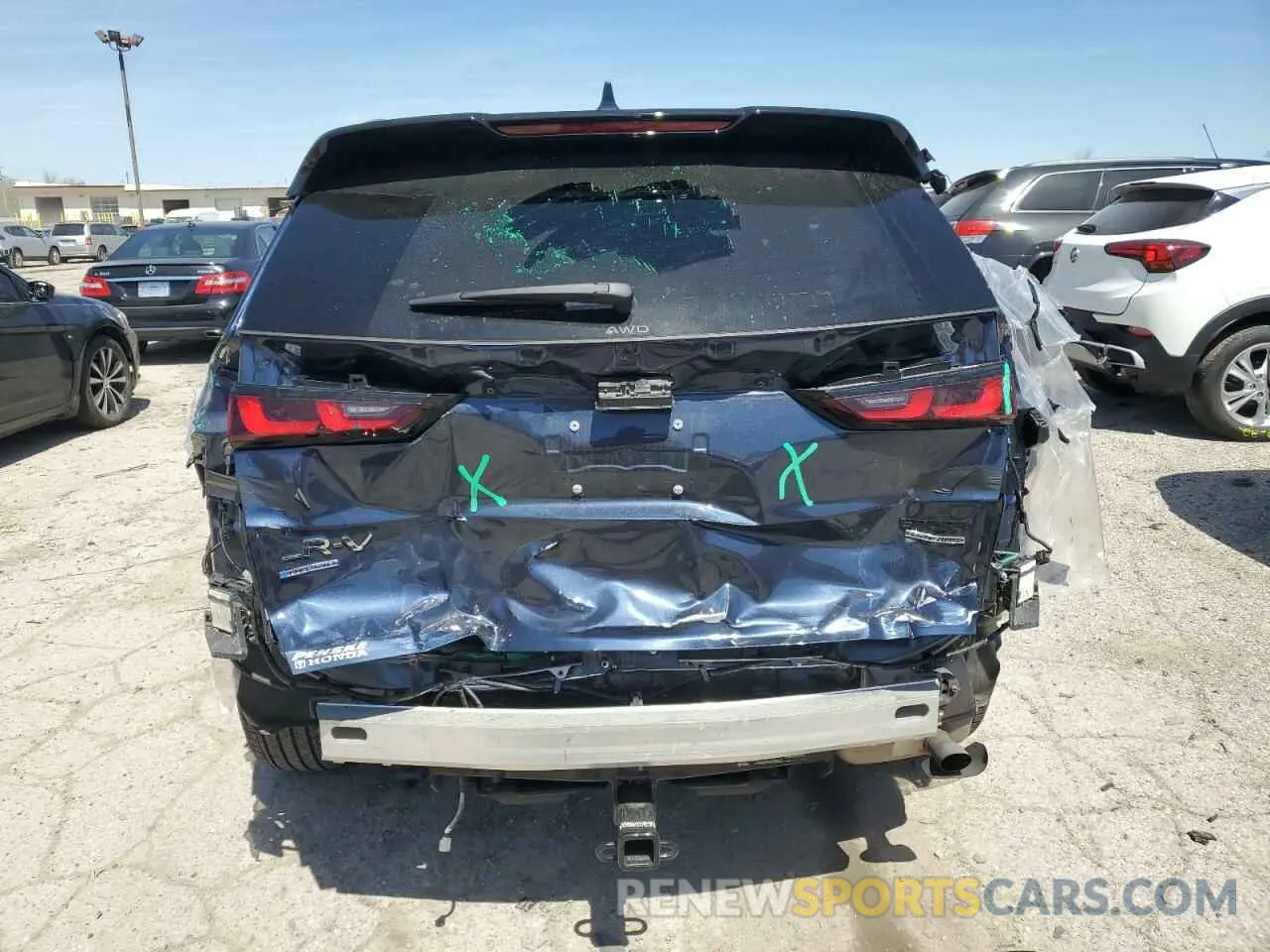 6 Photograph of a damaged car 7FARS6H90RE036815 HONDA CRV 2024