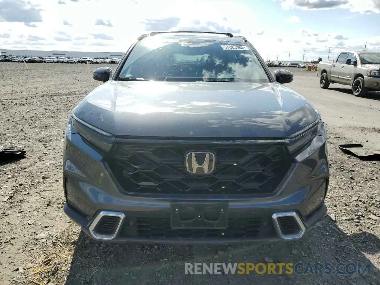 5 Photograph of a damaged car 7FARS6H92RE067421 HONDA CRV 2024