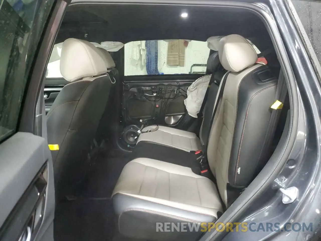 10 Photograph of a damaged car 7FARS6H93RE010662 HONDA CRV 2024