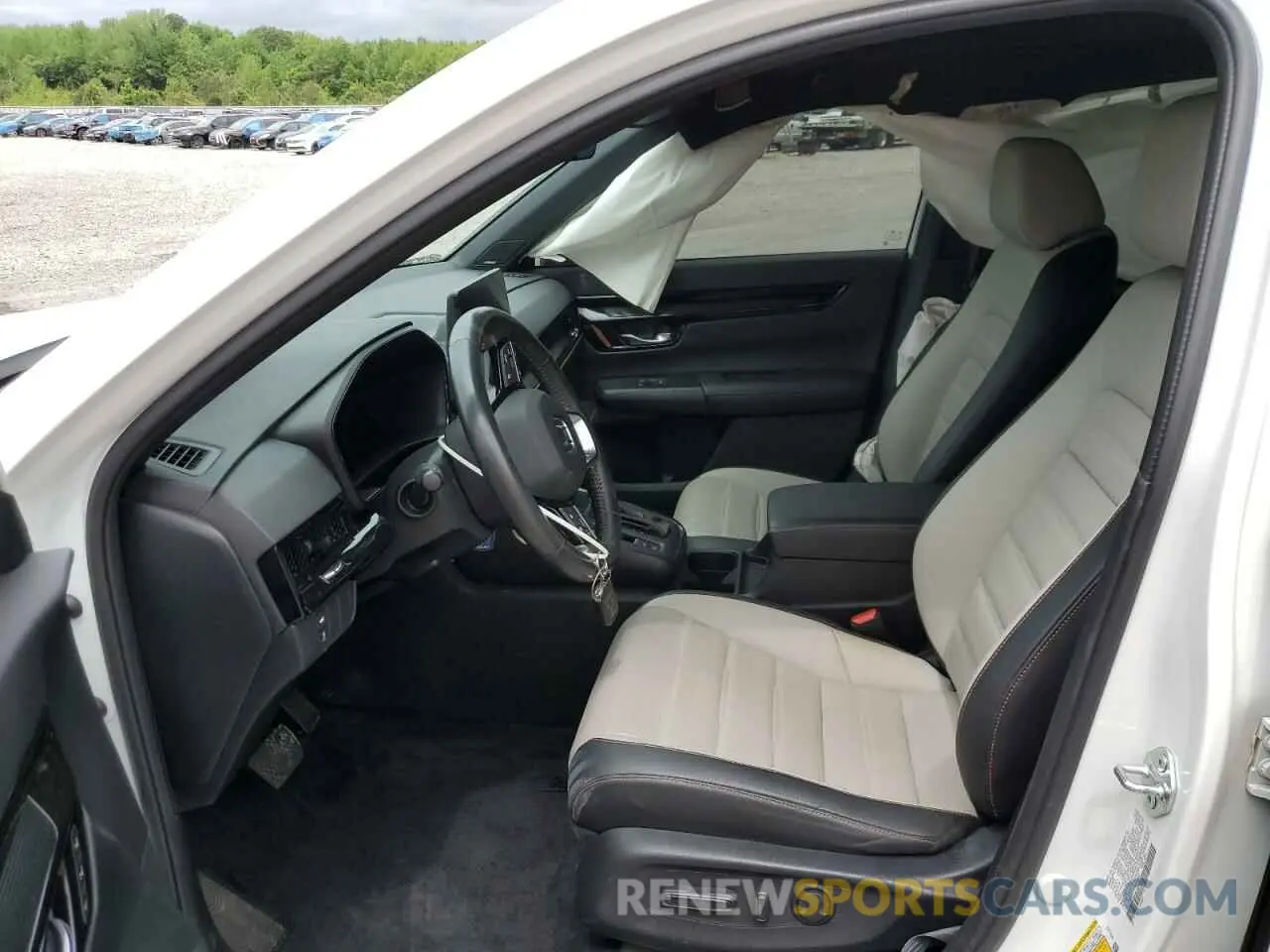 7 Photograph of a damaged car 7FARS6H94RE038681 HONDA CRV 2024