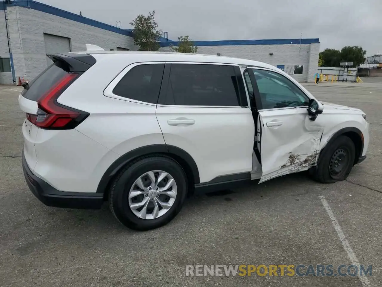 3 Photograph of a damaged car 2HKRS3H26SH307512 HONDA CRV 2025