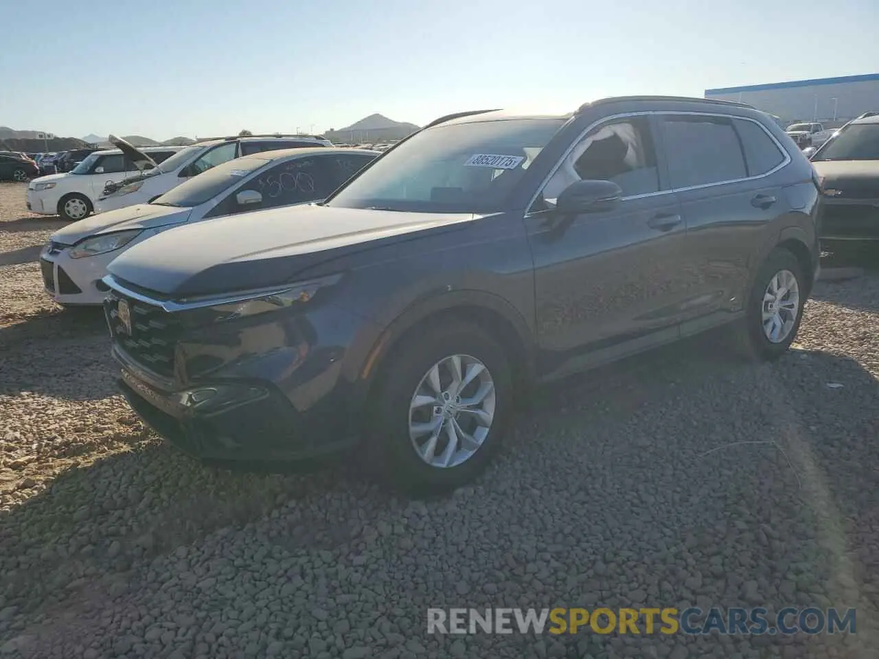 1 Photograph of a damaged car 2HKRS3H28SH319001 HONDA CRV 2025