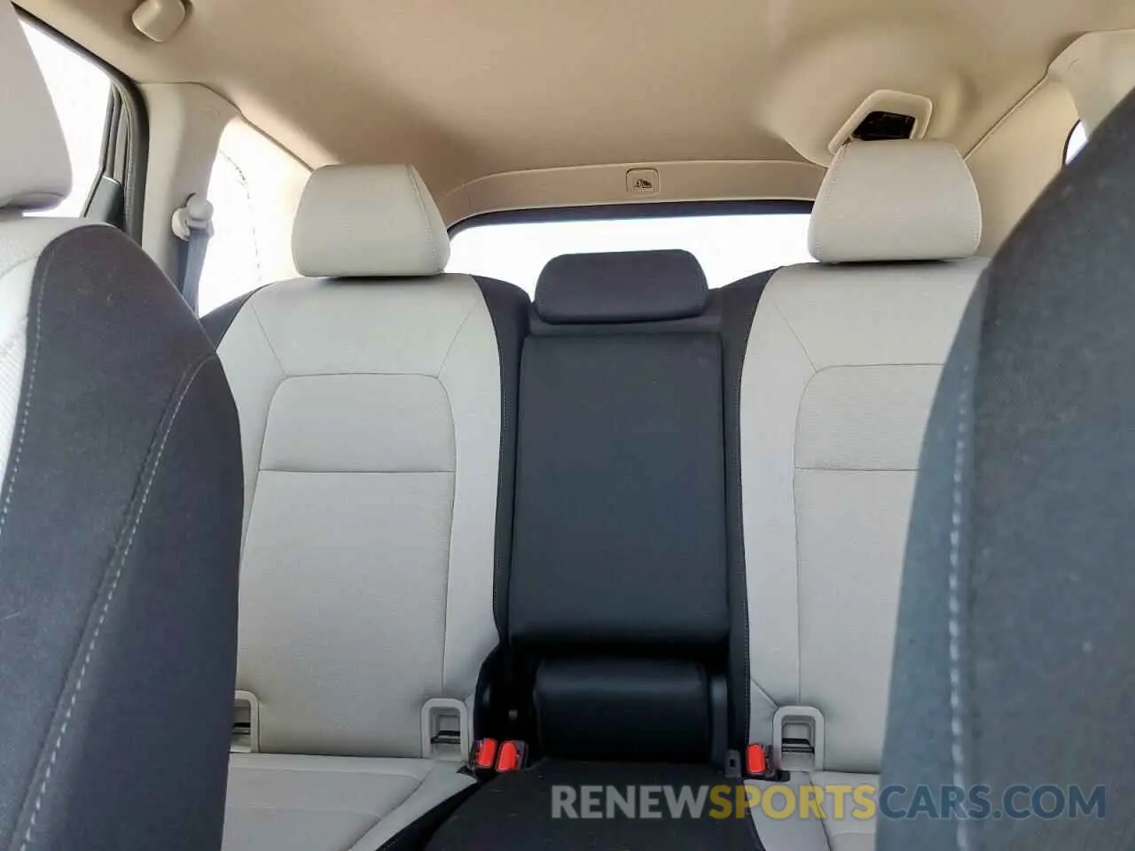 10 Photograph of a damaged car 2HKRS3H41SH321397 HONDA CRV 2025