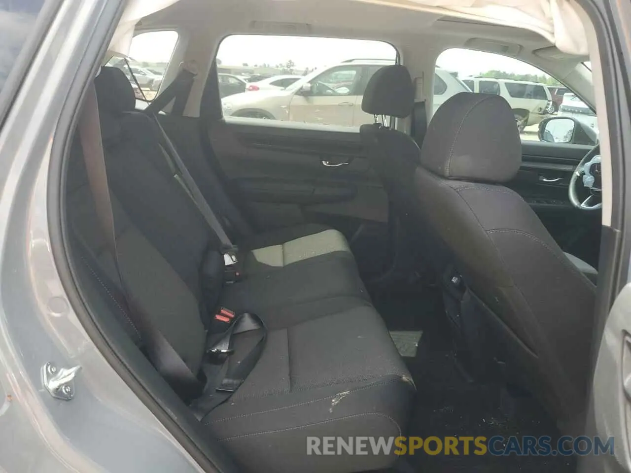 11 Photograph of a damaged car 2HKRS3H43SH316329 HONDA CRV 2025
