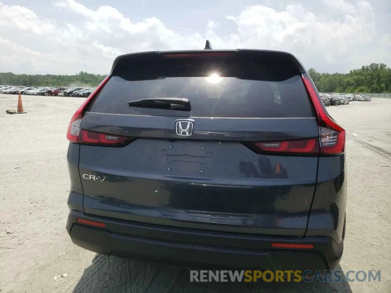 6 Photograph of a damaged car 2HKRS3H47SH315944 HONDA CRV 2025