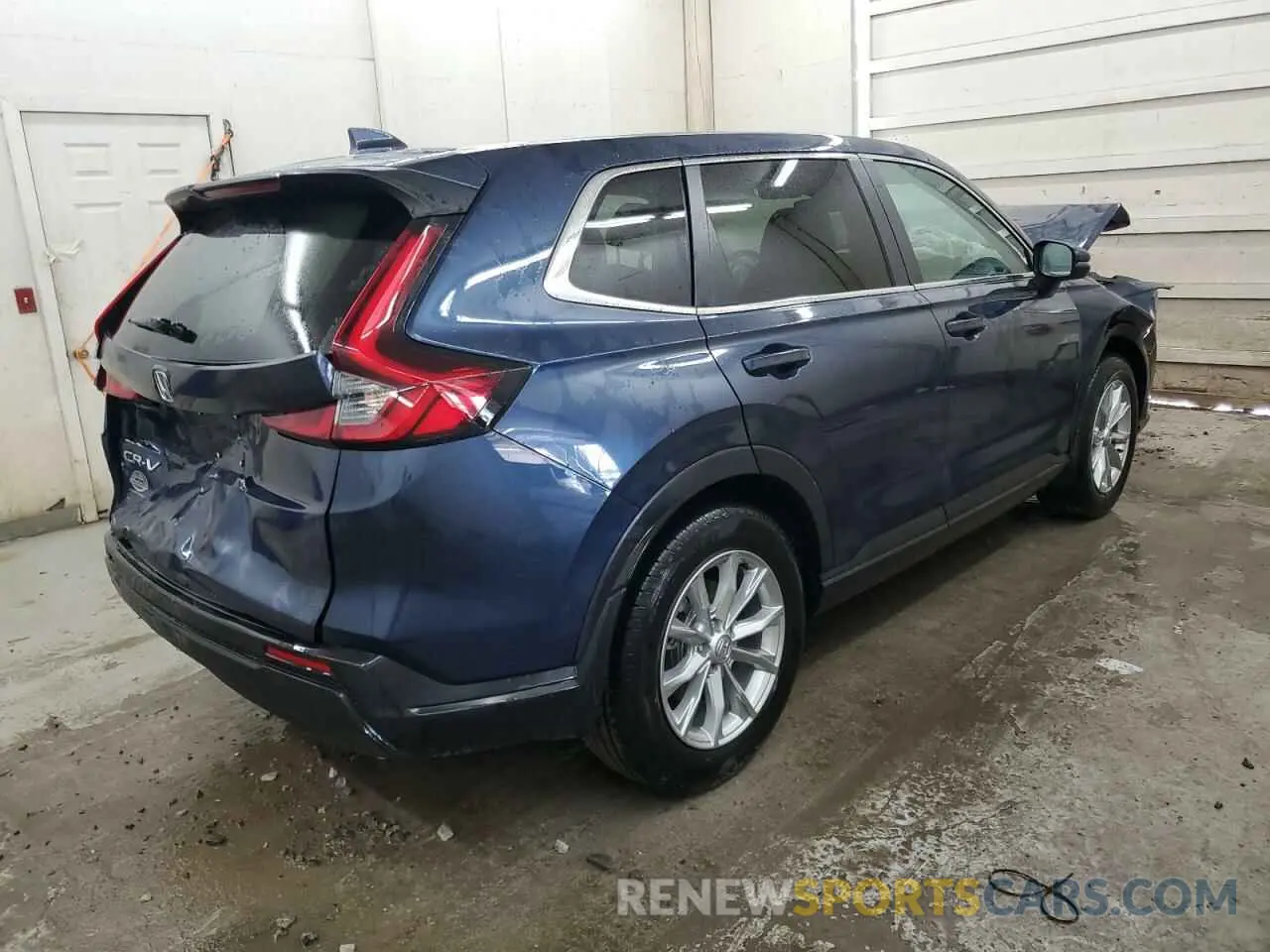 3 Photograph of a damaged car 2HKRS3H48SH316147 HONDA CRV 2025