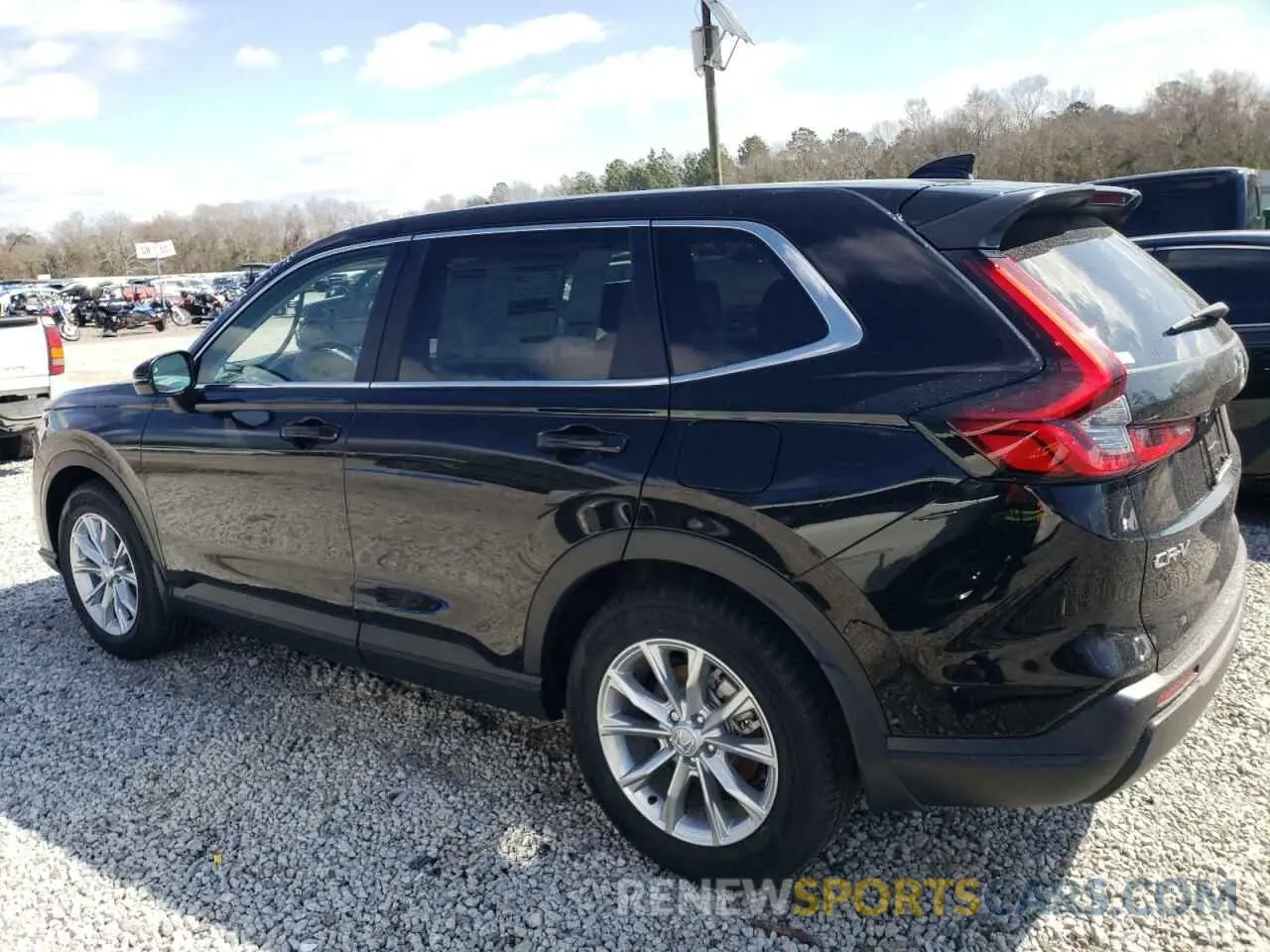 2 Photograph of a damaged car 2HKRS3H4XSH313928 HONDA CRV 2025