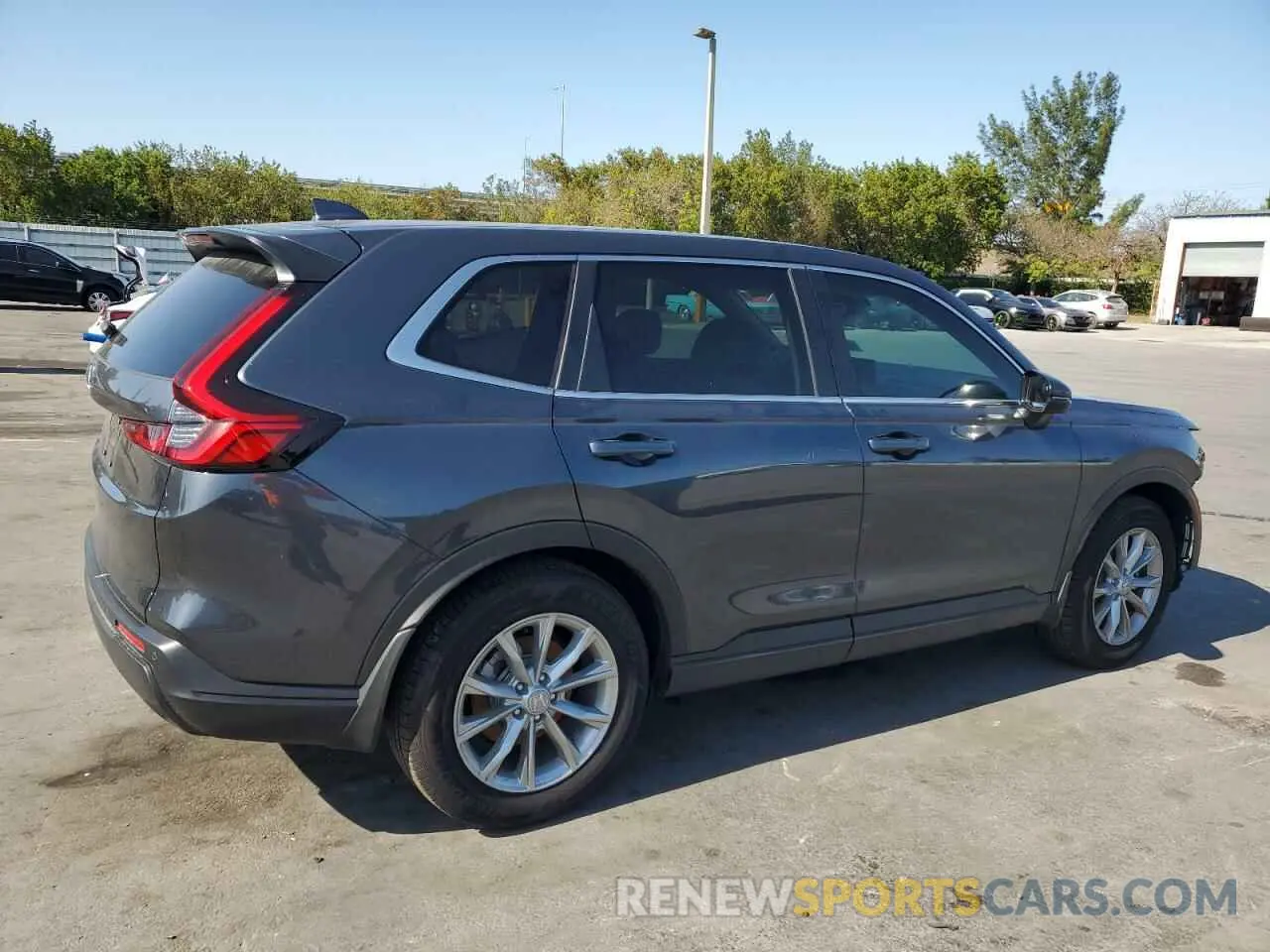 3 Photograph of a damaged car 2HKRS3H73SH316020 HONDA CRV 2025