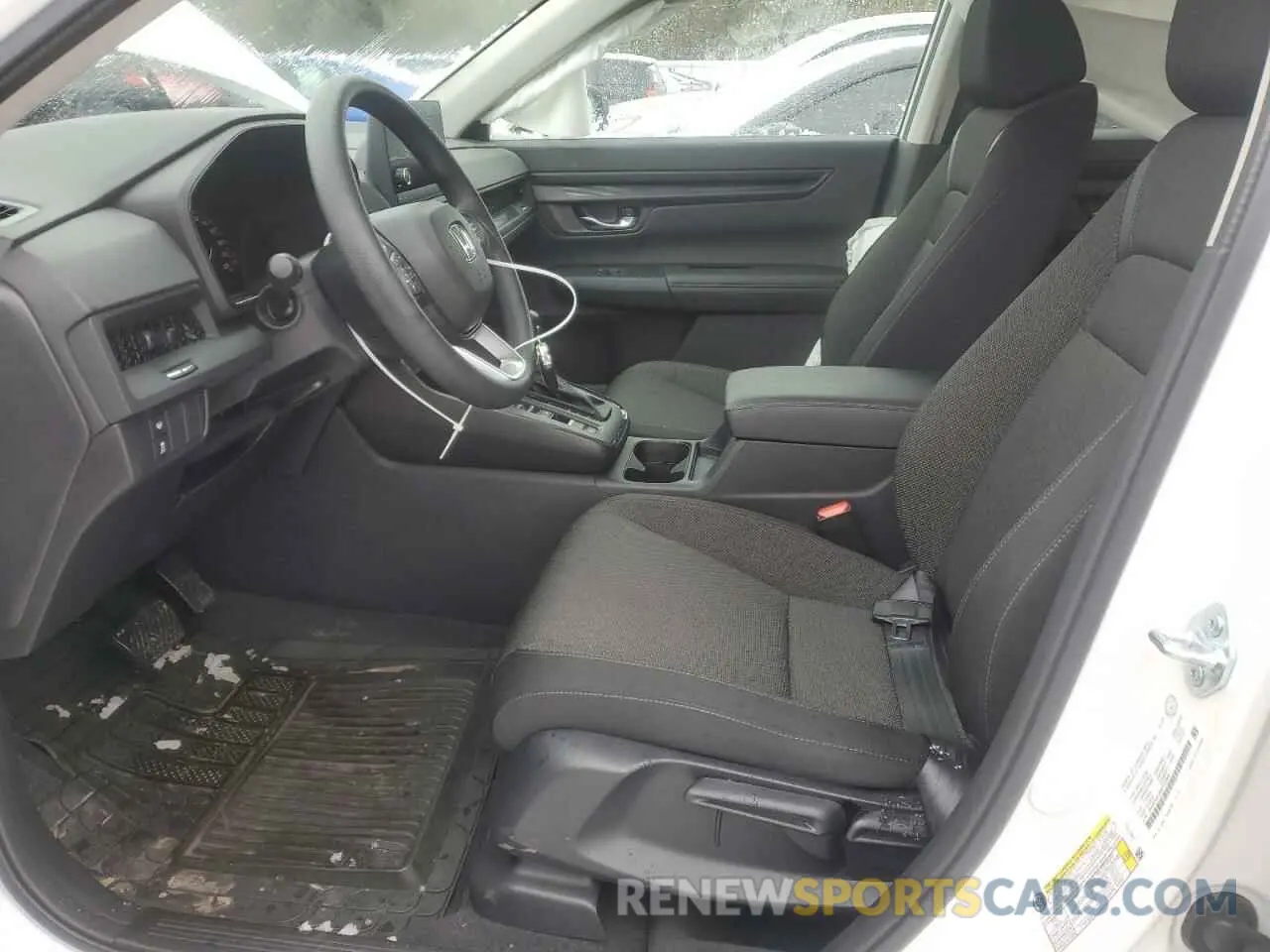 7 Photograph of a damaged car 2HKRS4H29SH102966 HONDA CRV 2025