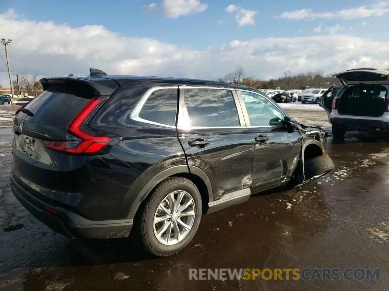 3 Photograph of a damaged car 2HKRS4H41SH443098 HONDA CRV 2025