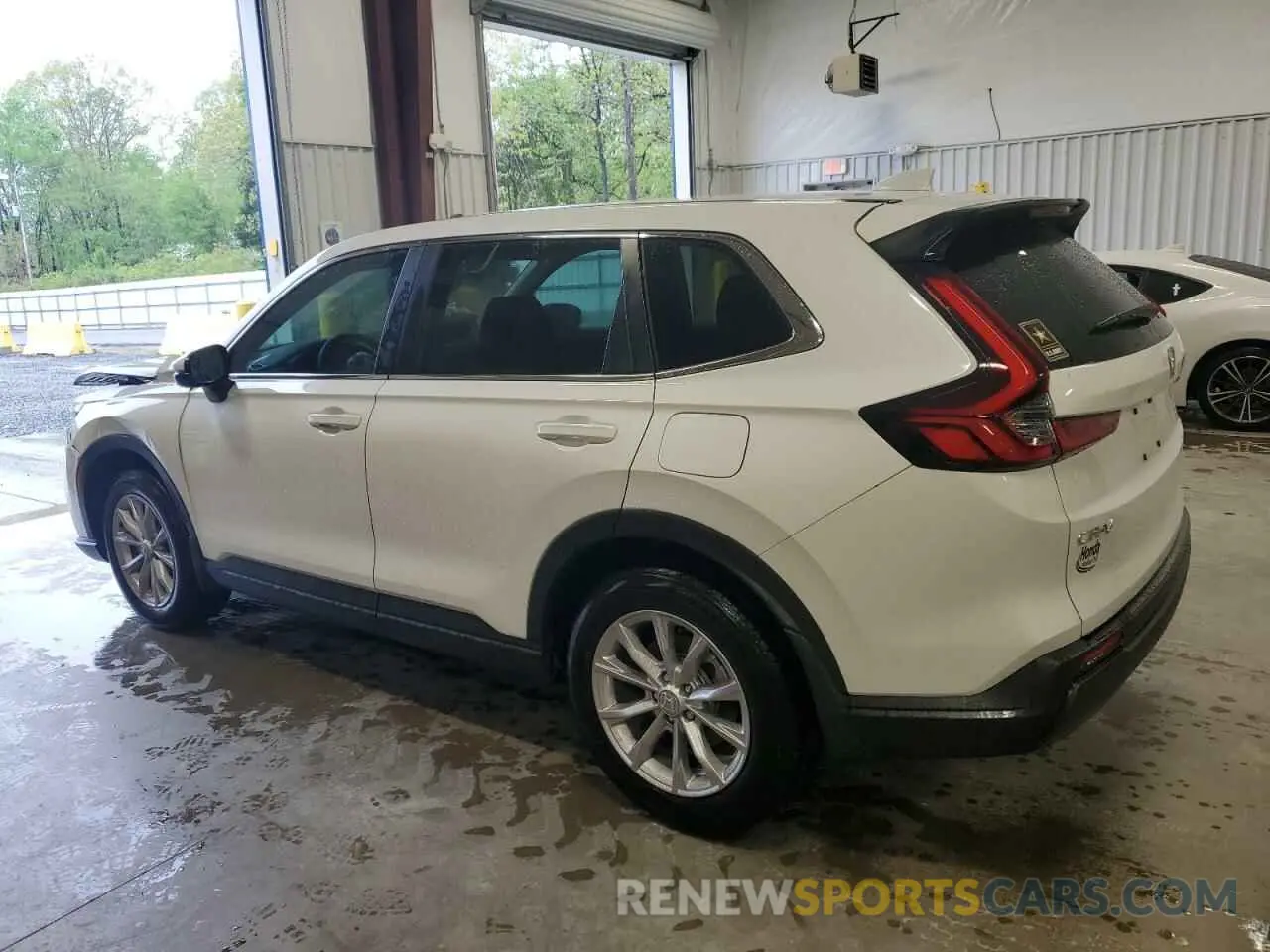 2 Photograph of a damaged car 2HKRS4H47SH439556 HONDA CRV 2025