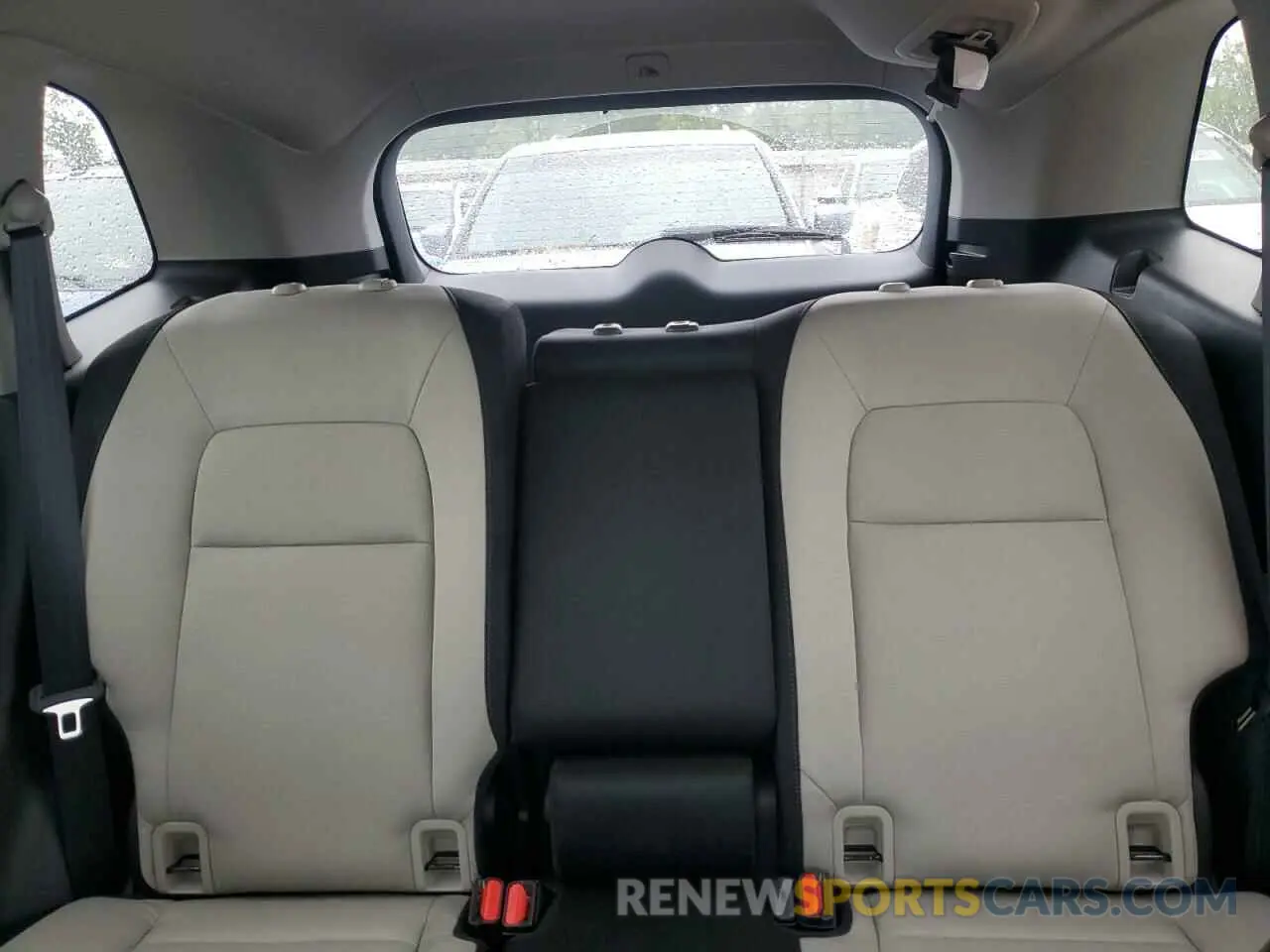 10 Photograph of a damaged car 2HKRS4H4XSH428647 HONDA CRV 2025