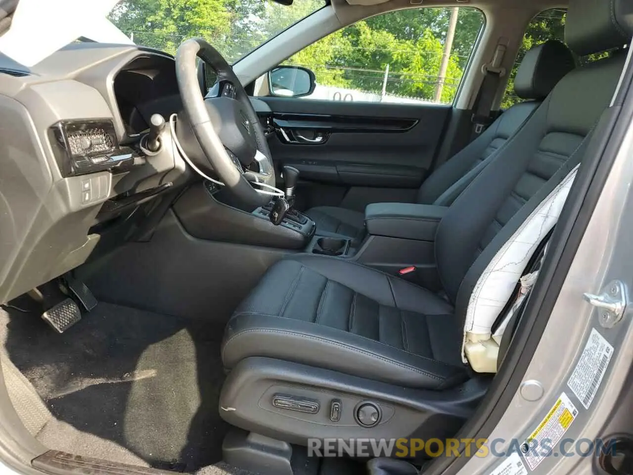 7 Photograph of a damaged car 2HKRS4H72SH414686 HONDA CRV 2025