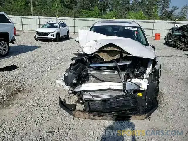 13 Photograph of a damaged car 2HKRS4H72SH443279 HONDA CRV 2025