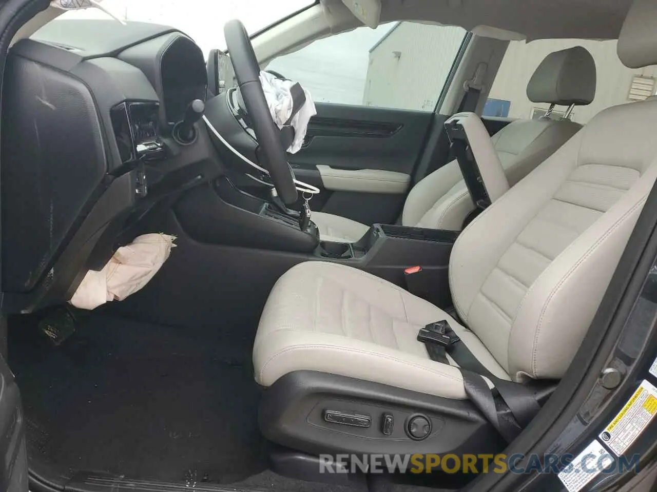 7 Photograph of a damaged car 2HKRS4H73SH462441 HONDA CRV 2025