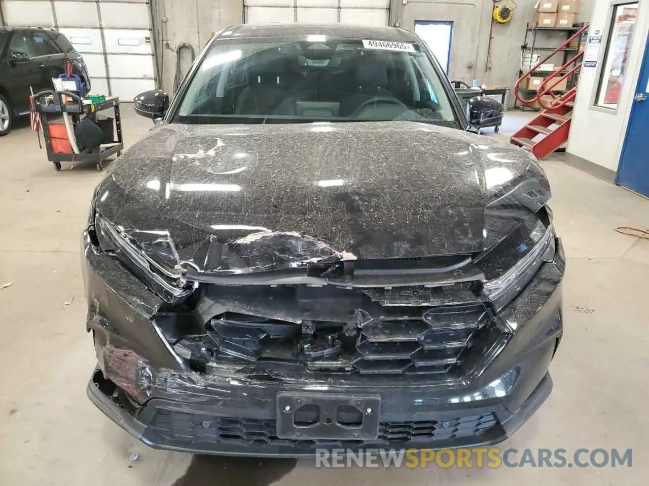 5 Photograph of a damaged car 2HKRS4H74SH437368 HONDA CRV 2025