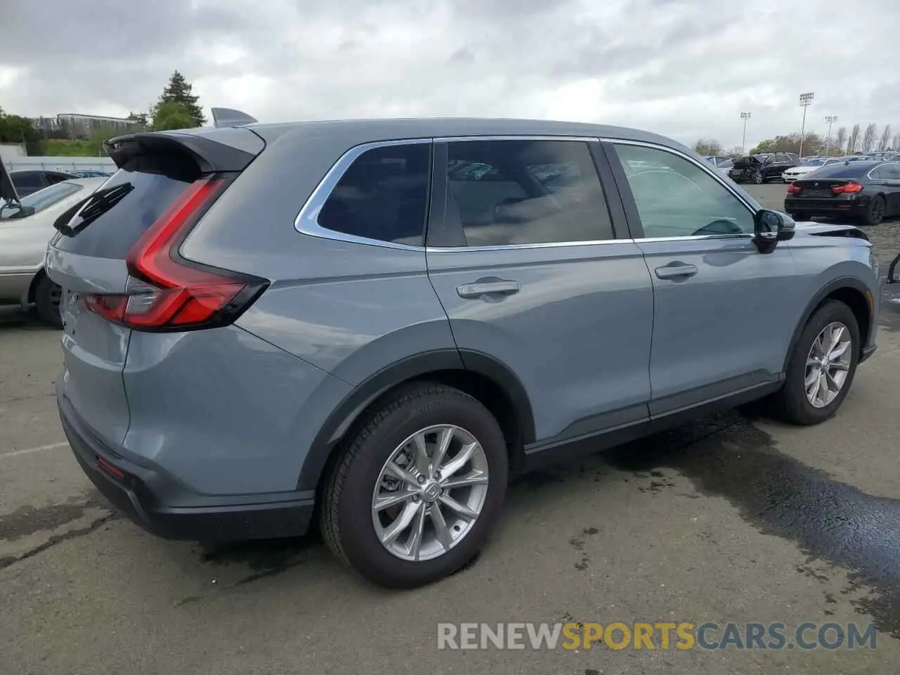 3 Photograph of a damaged car 2HKRS4H76SH438604 HONDA CRV 2025