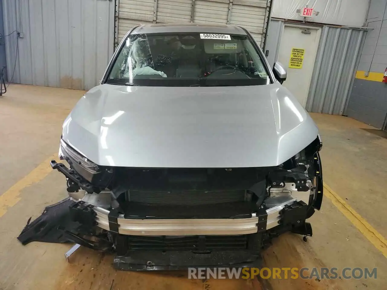 5 Photograph of a damaged car 2HKRS4H76SH451854 HONDA CRV 2025