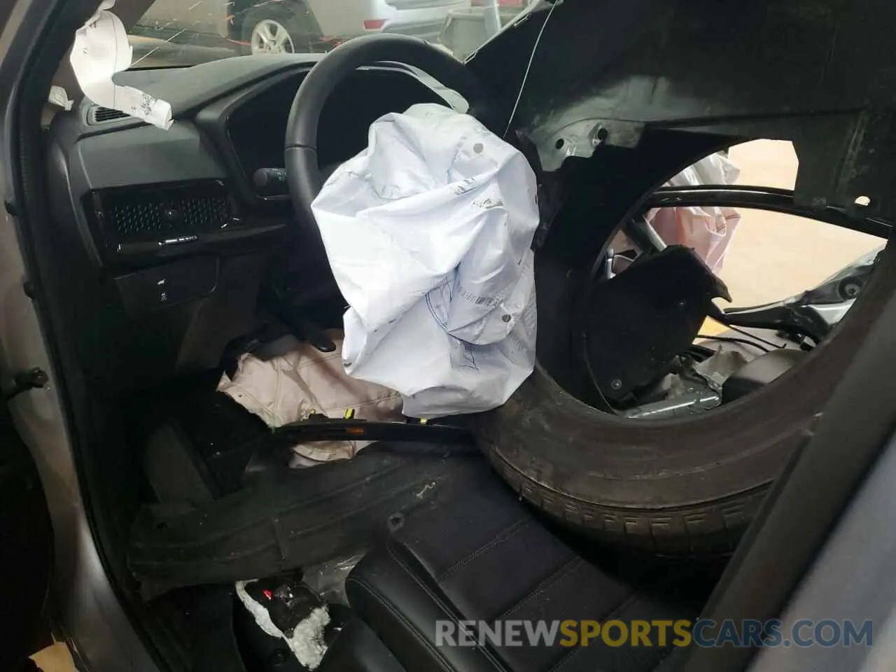 8 Photograph of a damaged car 2HKRS4H76SH451854 HONDA CRV 2025