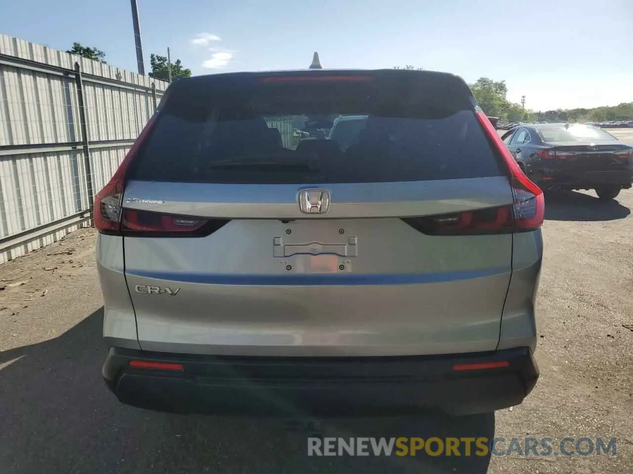 6 Photograph of a damaged car 2HKRS4H78SH415194 HONDA CRV 2025