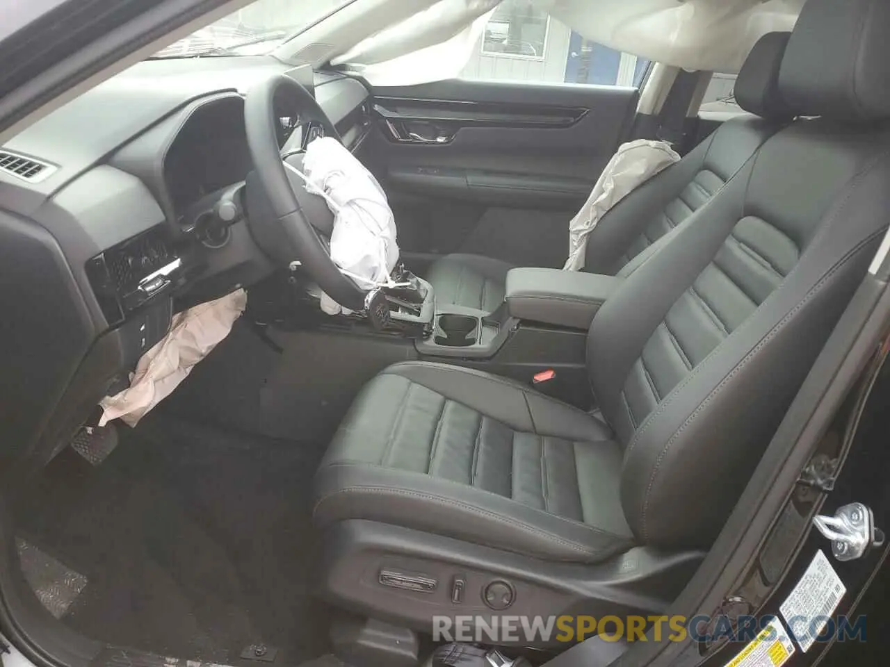 7 Photograph of a damaged car 2HKRS4H7XSH472352 HONDA CRV 2025